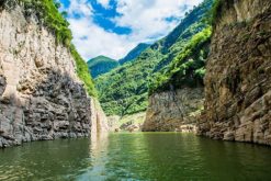 Goddess Stream - Yangtze river tour