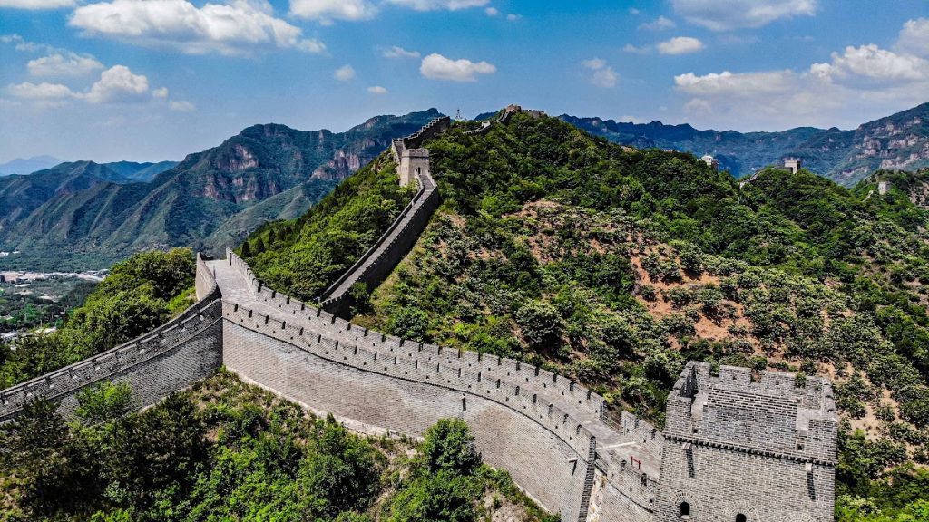 Exploring the Great Wall of China: Must-Know Facts and Hidden Secrets